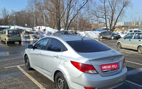 Hyundai Solaris II рестайлинг, 2012 год, 900 000 рублей, 4 фотография