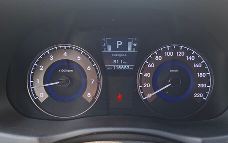 Hyundai Solaris II рестайлинг, 2012 год, 900 000 рублей, 7 фотография