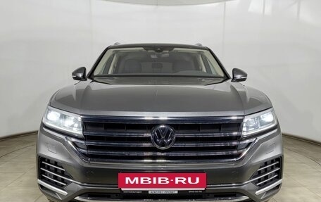 Volkswagen Touareg III, 2021 год, 5 580 000 рублей, 2 фотография