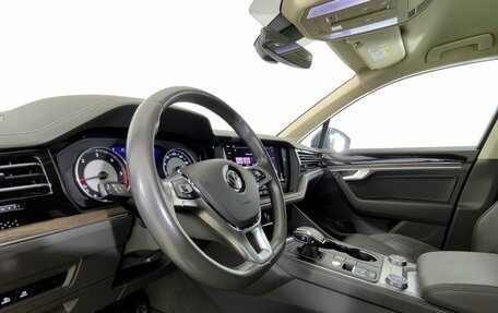 Volkswagen Touareg III, 2021 год, 5 580 000 рублей, 14 фотография