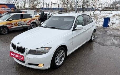 BMW 3 серия, 2011 год, 950 000 рублей, 2 фотография