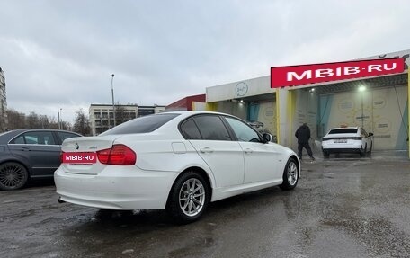 BMW 3 серия, 2011 год, 950 000 рублей, 4 фотография