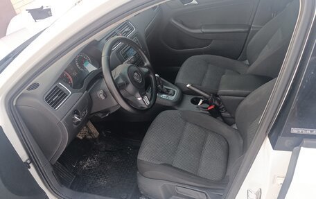 Volkswagen Jetta VI, 2014 год, 840 000 рублей, 5 фотография