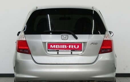 Honda Fit III, 2004 год, 250 000 рублей, 4 фотография