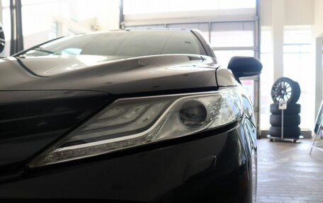 Toyota Camry, 2019 год, 2 750 000 рублей, 7 фотография