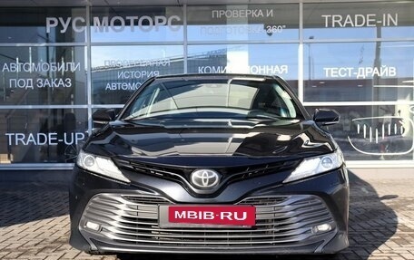 Toyota Camry, 2019 год, 2 750 000 рублей, 2 фотография