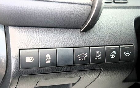 Toyota Camry, 2019 год, 2 750 000 рублей, 12 фотография