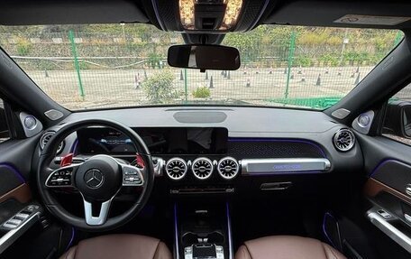 Mercedes-Benz GLB, 2023 год, 2 403 000 рублей, 11 фотография