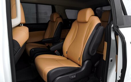 KIA Carnival, 2021 год, 4 900 000 рублей, 15 фотография