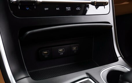 KIA Carnival, 2021 год, 4 900 000 рублей, 28 фотография