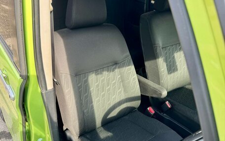 Toyota Roomy I, 2017 год, 999 000 рублей, 18 фотография