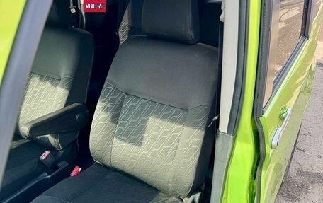 Toyota Roomy I, 2017 год, 999 000 рублей, 19 фотография