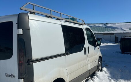 Renault Trafic, 2002 год, 599 999 рублей, 4 фотография