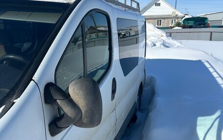 Renault Trafic, 2002 год, 599 999 рублей, 3 фотография