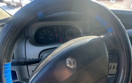 Renault Trafic, 2002 год, 599 999 рублей, 8 фотография