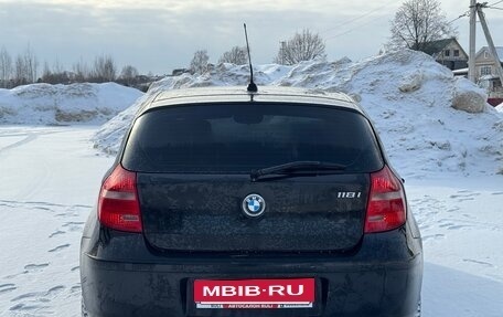 BMW 1 серия, 2011 год, 750 000 рублей, 7 фотография