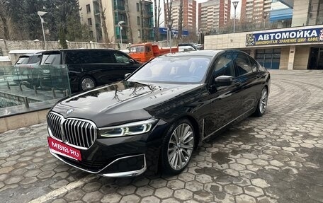 BMW 7 серия, 2019 год, 8 590 000 рублей, 2 фотография