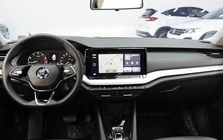Skoda Octavia IV, 2022 год, 2 100 000 рублей, 8 фотография