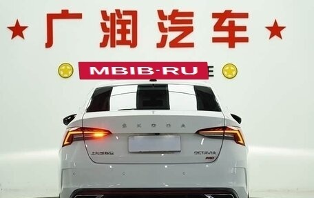 Skoda Octavia IV, 2022 год, 2 100 000 рублей, 5 фотография