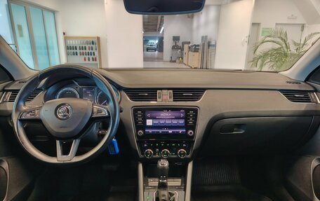 Skoda Octavia, 2017 год, 1 435 000 рублей, 9 фотография