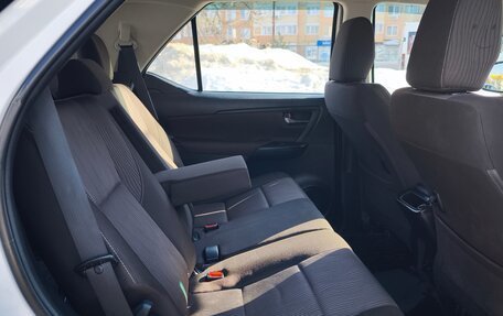 Toyota Fortuner II, 2018 год, 3 200 000 рублей, 9 фотография