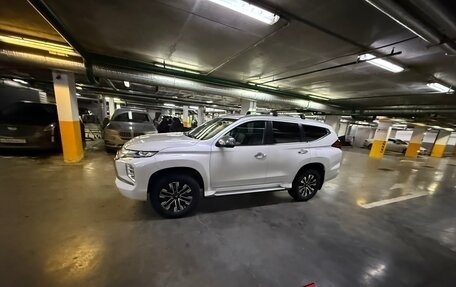 Mitsubishi Pajero Sport III рестайлинг, 2022 год, 5 500 000 рублей, 2 фотография