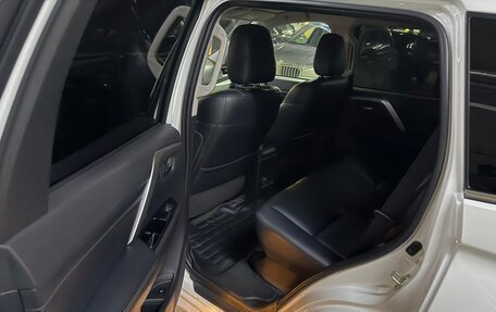 Mitsubishi Pajero Sport III рестайлинг, 2022 год, 5 500 000 рублей, 11 фотография