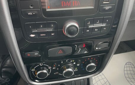 Renault Duster I рестайлинг, 2013 год, 980 000 рублей, 12 фотография