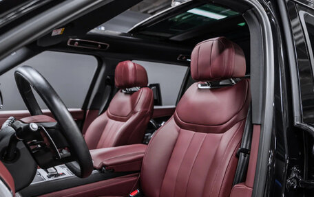 Land Rover Range Rover IV рестайлинг, 2025 год, 23 400 000 рублей, 3 фотография