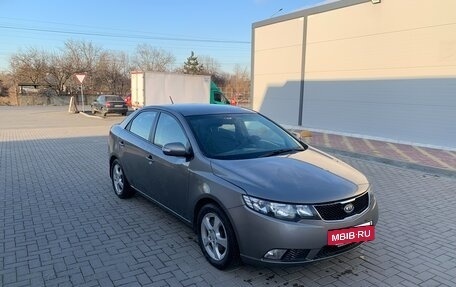 KIA Cerato III, 2010 год, 750 000 рублей, 2 фотография