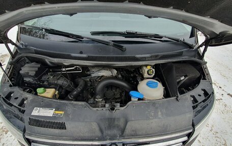 Volkswagen Caravelle T6 рестайлинг, 2018 год, 2 975 000 рублей, 8 фотография