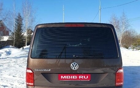 Volkswagen Caravelle T6 рестайлинг, 2018 год, 2 975 000 рублей, 2 фотография