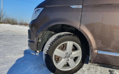 Volkswagen Caravelle T6 рестайлинг, 2018 год, 2 975 000 рублей, 13 фотография