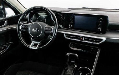 KIA K5, 2021 год, 1 999 000 рублей, 17 фотография