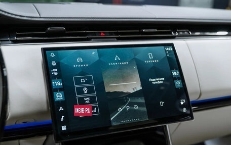 Land Rover Range Rover IV рестайлинг, 2025 год, 23 900 000 рублей, 18 фотография