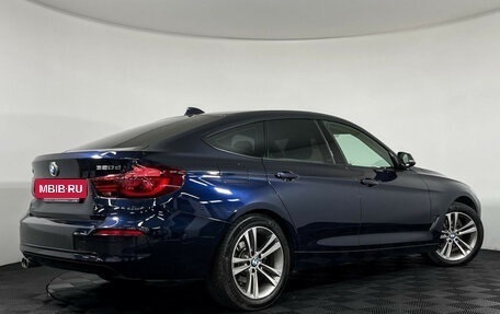 BMW 3 серия, 2019 год, 2 611 000 рублей, 2 фотография