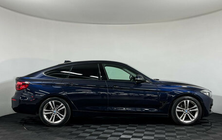 BMW 3 серия, 2019 год, 2 611 000 рублей, 6 фотография