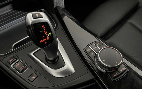 BMW 3 серия, 2019 год, 2 611 000 рублей, 16 фотография