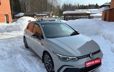 Volkswagen Golf VII, 2021 год, 2 370 000 рублей, 2 фотография