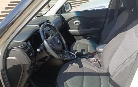 KIA Soul II рестайлинг, 2019 год, 1 500 000 рублей, 9 фотография