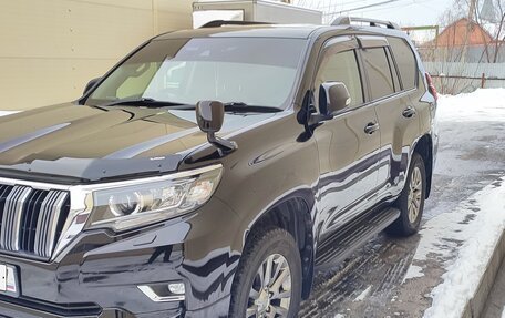 Toyota Land Cruiser Prado 150 рестайлинг 2, 2019 год, 4 450 000 рублей, 3 фотография