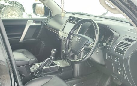 Toyota Land Cruiser Prado 150 рестайлинг 2, 2019 год, 4 450 000 рублей, 18 фотография