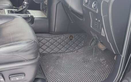 Toyota Land Cruiser Prado 150 рестайлинг 2, 2019 год, 4 450 000 рублей, 13 фотография