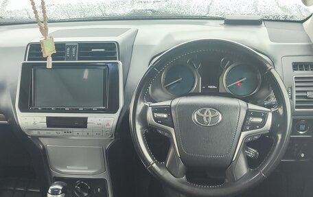 Toyota Land Cruiser Prado 150 рестайлинг 2, 2019 год, 4 450 000 рублей, 21 фотография