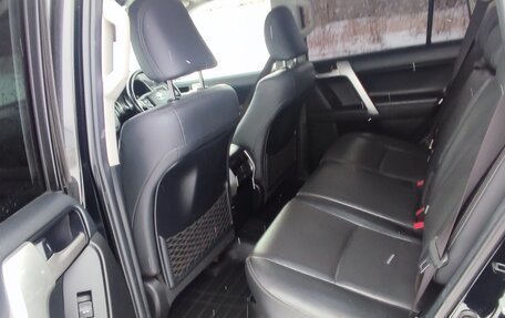 Toyota Land Cruiser Prado 150 рестайлинг 2, 2019 год, 4 450 000 рублей, 31 фотография