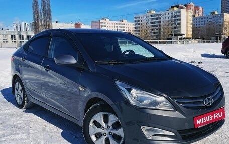 Hyundai Solaris II рестайлинг, 2016 год, 820 000 рублей, 3 фотография