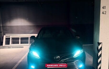 Toyota Camry, 2018 год, 3 200 000 рублей, 3 фотография