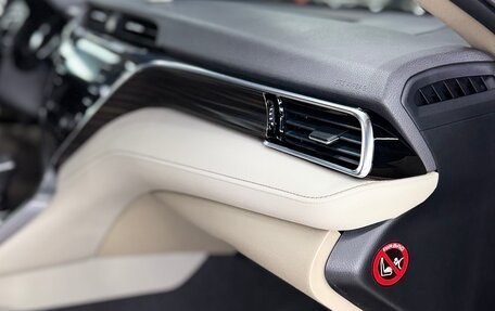 Toyota Camry, 2018 год, 3 200 000 рублей, 12 фотография