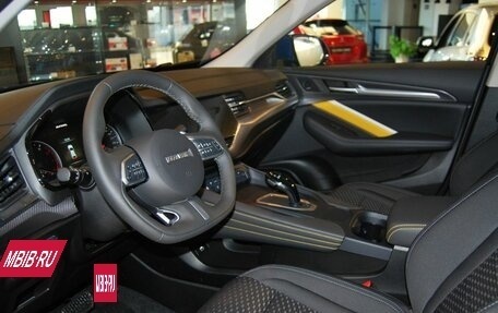 Haval F7x I, 2021 год, 1 640 000 рублей, 10 фотография