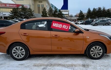KIA Rio IV, 2018 год, 1 250 000 рублей, 8 фотография